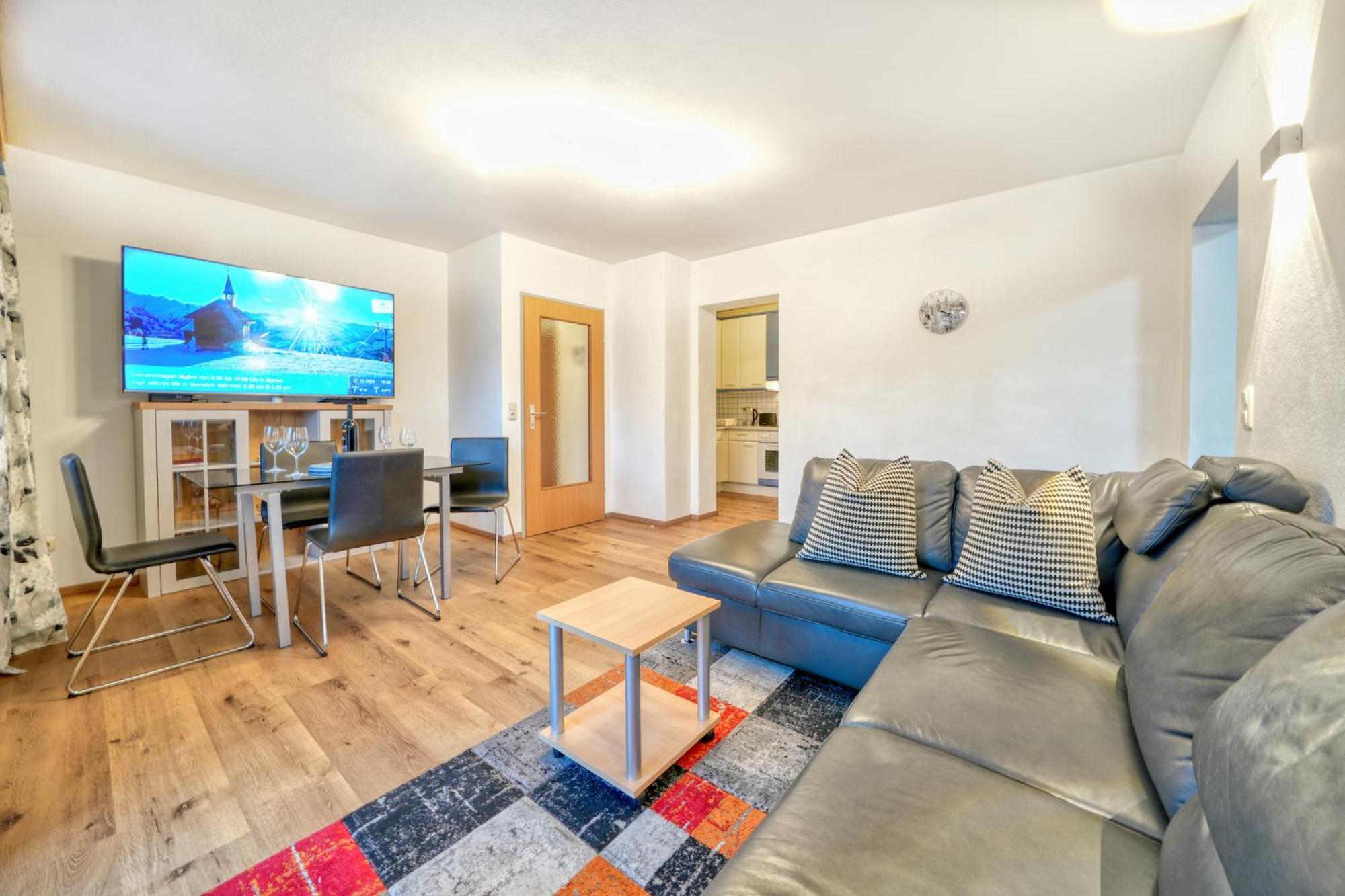 Tini - By Alpen Apartment